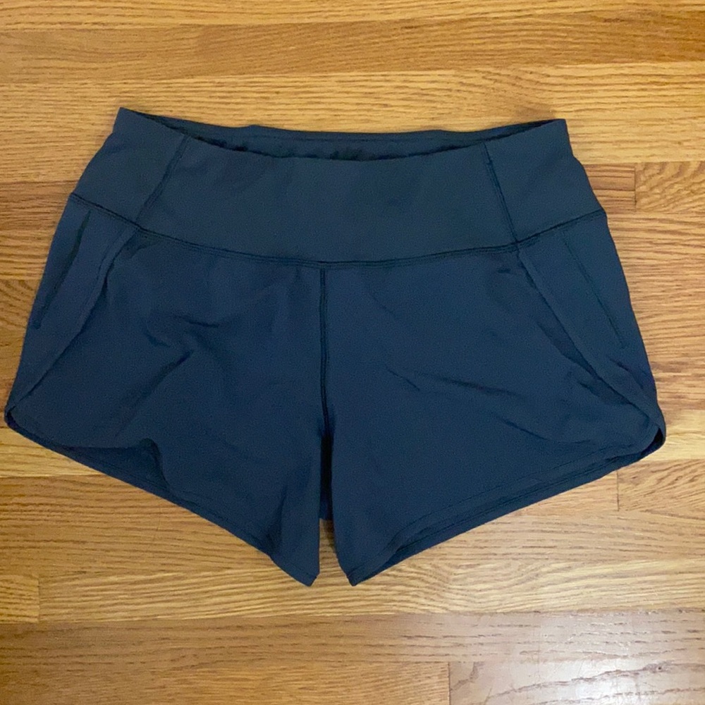 New with tags size 2 women’s running/workout shorts.